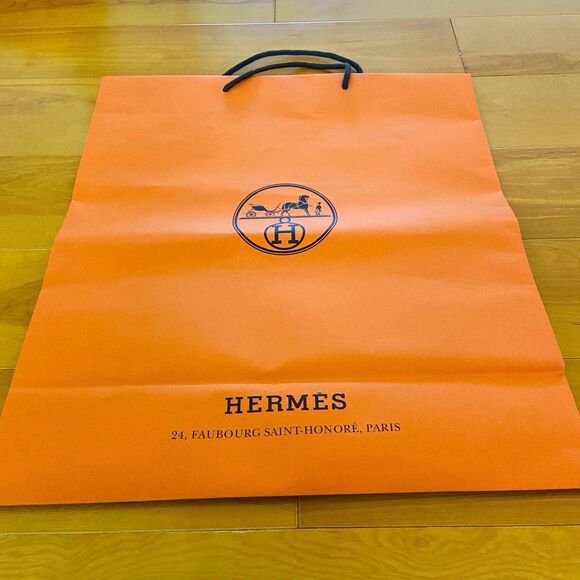 Hermes Paper Shopping Bag - large (18.5" x 16.5" x 6.75") [H] - Picture 3 of 5